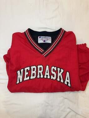 Vintage Champion Nebraska Cornhuskers V-Neck Pullover Windbreaker Jacket